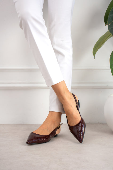 Bordo Kırışık Rugan Babet Sivri Burun Arkası Açık Tokalı Slingback Ayakkabı 1