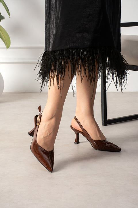 Kahverengi Kırışık Rugan Topuklu Ayakkabı Stiletto Slingback Tokalı Bant Sivri Burun İnce Kadeh Topuk  3