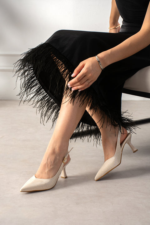 Krem Kırışık Rugan Topuklu Ayakkabı Stiletto Slingback Tokalı Bant Sivri Burun İnce Kadeh Topuk  2