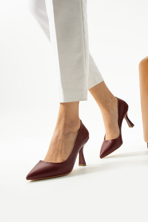 Mat Vegan Deri Sivri Burun Kavis Topuk Kadın Stiletto Ayakkabı | Günlük ve Davet Şıklığı