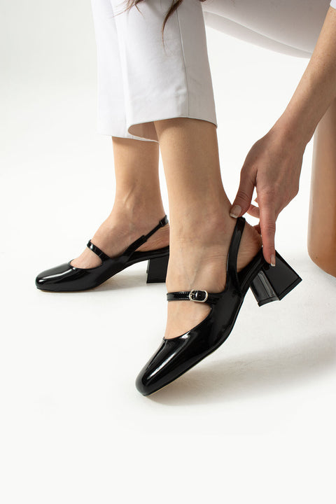 Kısa Topuklu Kadın Ayakkabı – Şık ve Zarif Klasik Model, Günlük ve Davet Kombinlerine Uygun