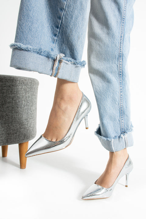 Yılan Desenli Vegan Deri Stiletto – 7cm İnce Topuklu Sivri Burun Şık ve Rahat Kadın Ayakkabı