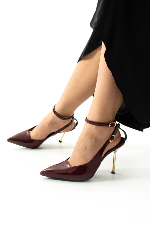 Bilekten Tokalı Stiletto – Altın Topuklu Sivri Burun Şık Kadın Ayakkabı