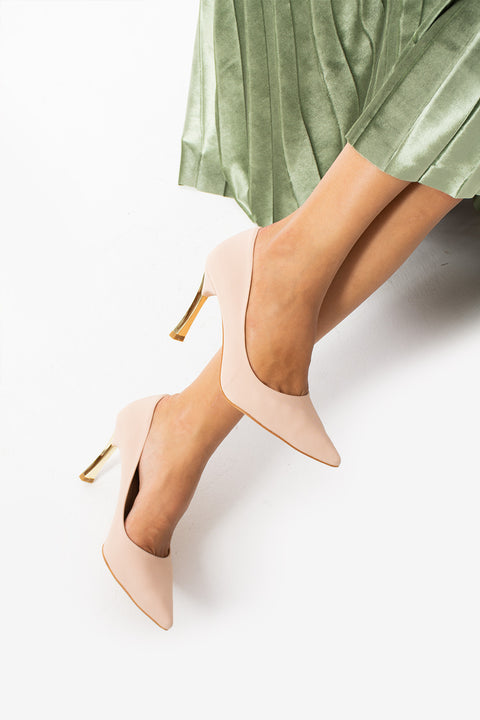 Kadın Leopar Desenli 9 cm Altın Kaplama Topuklu Stiletto – Vegan Deri, Hafızalı Ped, Şık ve Rahat
