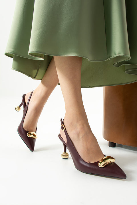 Vegan Deri Stiletto – 7cm İnce Topuklu Gold Detaylı Şık Günlük ve Ofis Uyumlu Kadın Ayakkabı