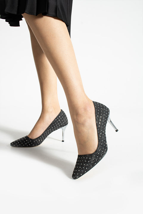 Görünümlü Taşlı Vegan Deri Ayakkabı – 7cm Topuklu Rahat ve Şık Kadın Model