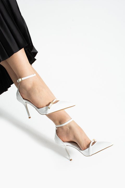 Parlak Kırışık Vegan Deri Stiletto – 9cm İnce Topuklu Sivri Burun Şık Kadın Ayakkabı