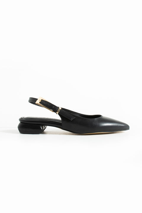 Vegan Slingback Babet – Sivri Burun, Düşük Topuk, Ayarlanabilir Tokalı Bant