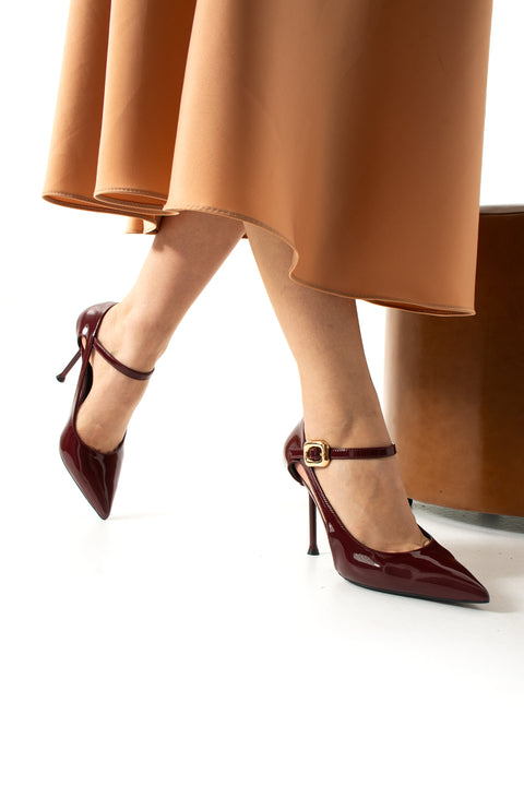 Stiletto – Bilekten Tokalı, Beyaz İnce Topuklu, Sivri Burunlu Rahat Kalıp Kadın Topuklu Ayakkabı