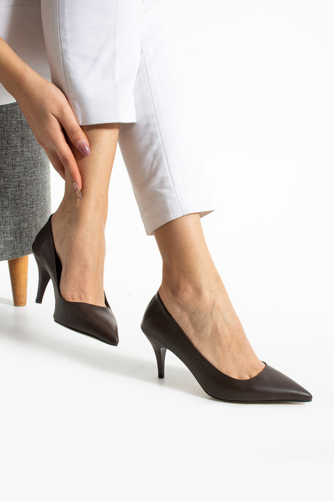 Şık Beyaz Vegan Deri Stiletto | Sivri Burun, 7 cm İnce Topuklu Günlük & Ofis Ayakkabısı