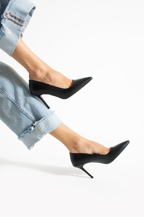Vegan Deri Mat 9cm Topuklu Hafızalı Pedli Rahat Kalıp Sivri Burun Kadın Stiletto