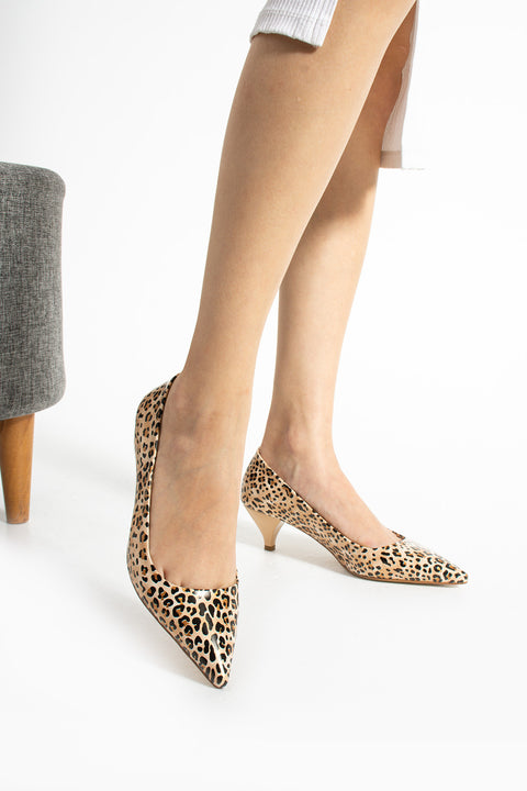 Desenli Rugan Stiletto – 5 cm Topuklu, Sivri Burunlu, Şık ve Rahat Klasik Model Kadın Ayakkabı
