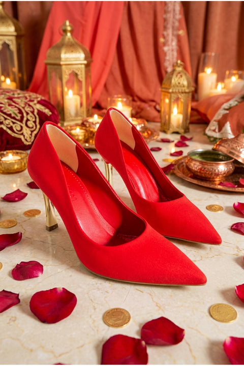 Kadın Leopar Desenli 9 cm Altın Kaplama Topuklu Stiletto – Vegan Deri, Hafızalı Ped, Şık ve Rahat