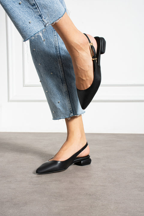 Vegan Slingback Babet – Sivri Burun, Düşük Topuk, Ayarlanabilir Tokalı Bant