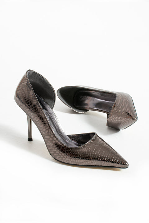 Yılan Derisi Desenli Vegan Deri Stiletto – 9cm Metal Topuklu Sivri Burun Şık & Konforlu Kadın Ayakkabı