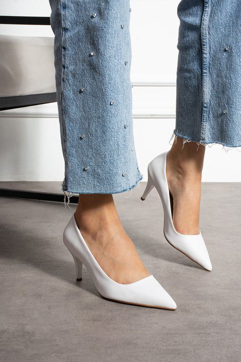 Şık Beyaz Vegan Deri Stiletto | Sivri Burun, 7 cm İnce Topuklu Günlük & Ofis Ayakkabısı