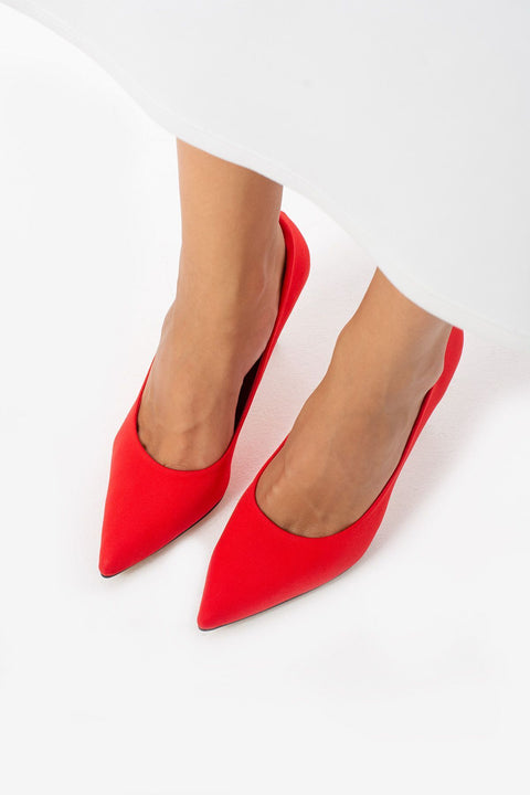 Kadın Leopar Desenli 9 cm Altın Kaplama Topuklu Stiletto – Vegan Deri, Hafızalı Ped, Şık ve Rahat