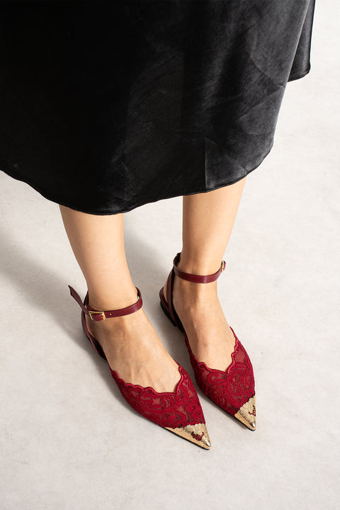 Bordo Dantel İşlemeli Slingback Kadın Babet – Sivri Burun, Bilekten Bantlı Zarif Model